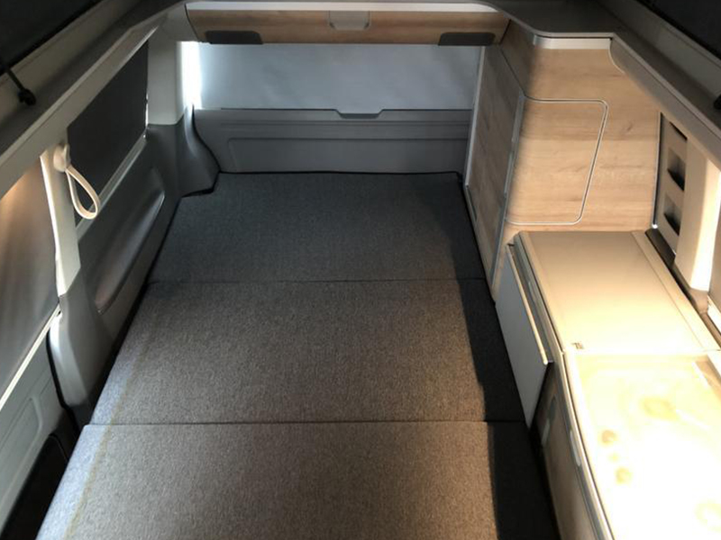VW California Coast 6.1 Interior Bedding